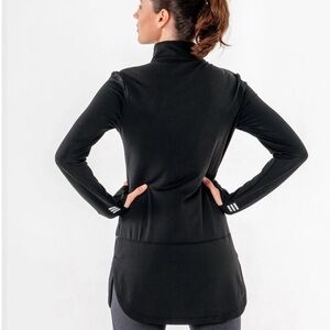 Elegant Black Long Sleeve Sweatshirt